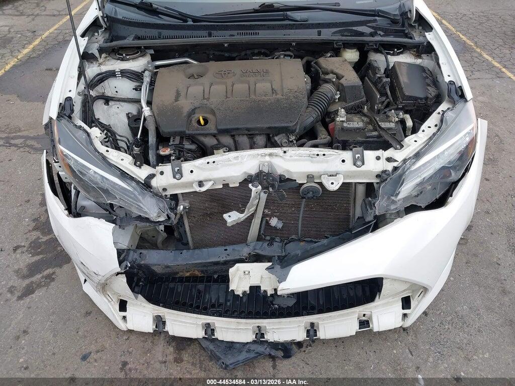 5YFBPRHE9JP785795 2018 TOYOTA COROLLA photo no. 10