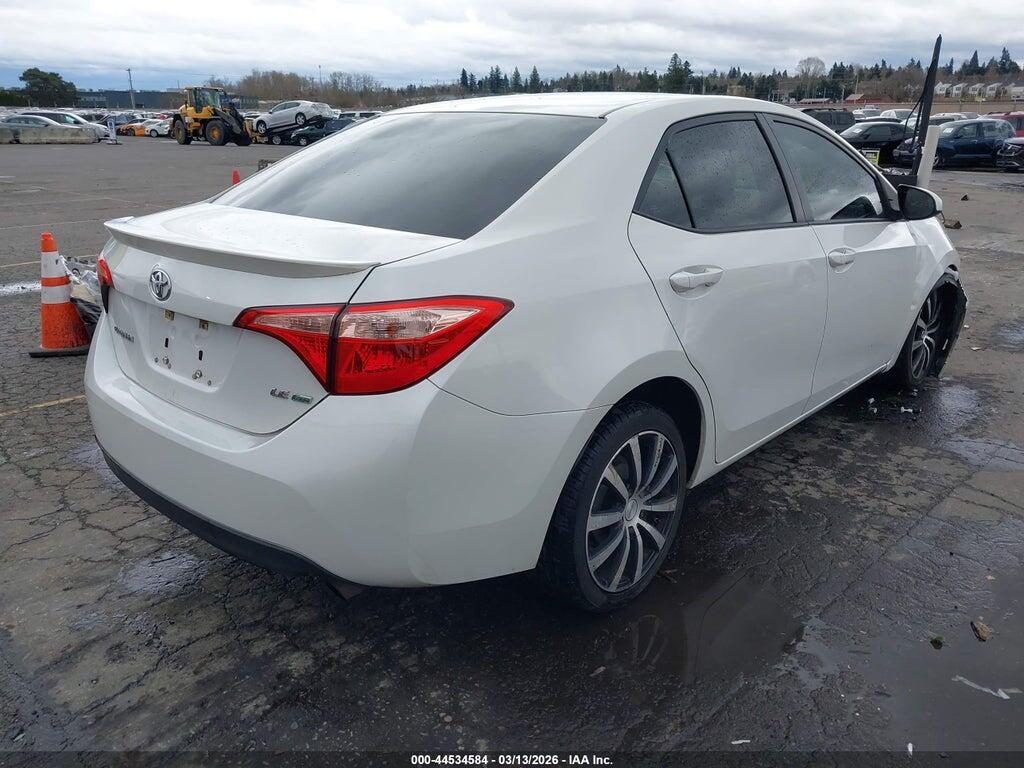 5YFBPRHE9JP785795 2018 TOYOTA COROLLA photo no. 4