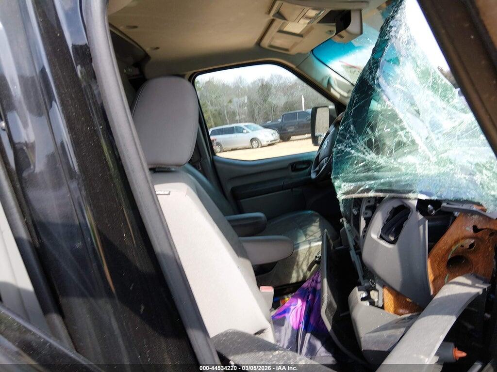 1N6BF0KYXHN801508 2017 NISSAN NV CARGO NV2500 HD photo no. 5