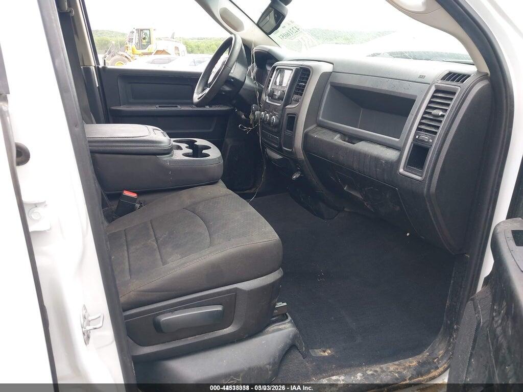1C6RR6FT7KS552546 2019 RAM 1500 CLASSIC photo no. 5