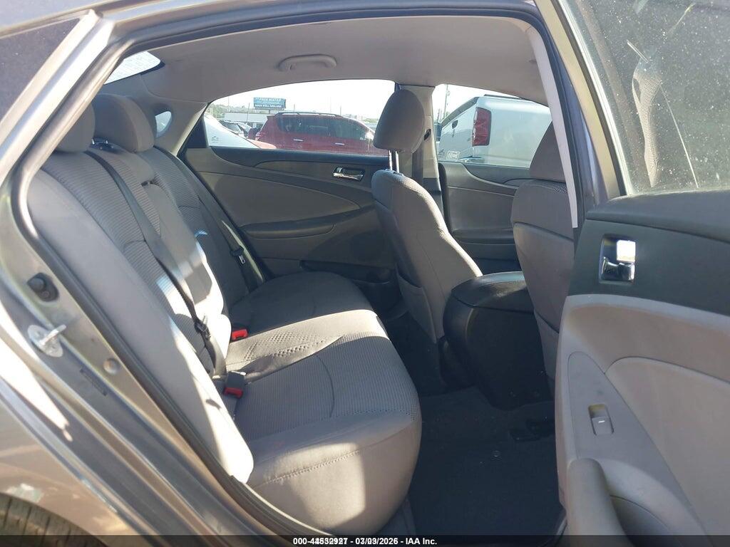 5NPEB4ACXCH450570 2012 HYUNDAI SONATA photo no. 8