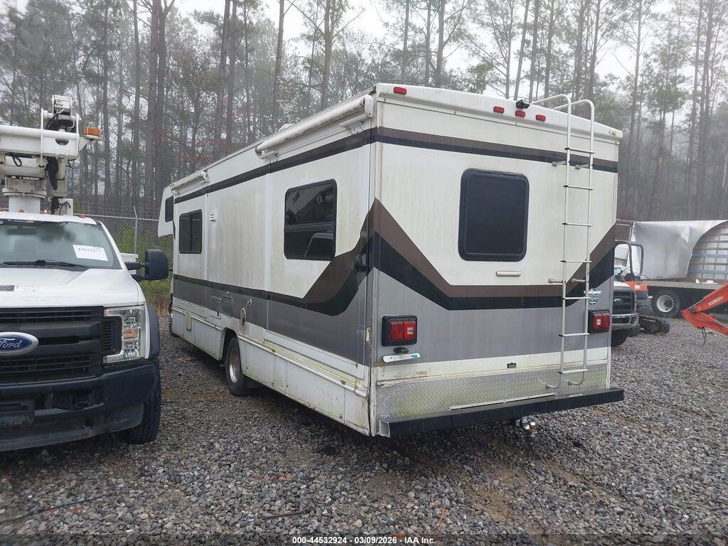 1FDXE45S32HA65622 2002 FORD E-450 CUTAWAY photo no. 3