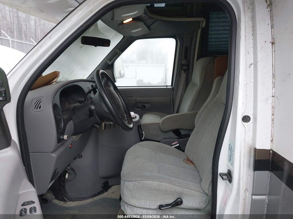 1FDXE45S32HA65622 2002 FORD E-450 CUTAWAY photo no. 6