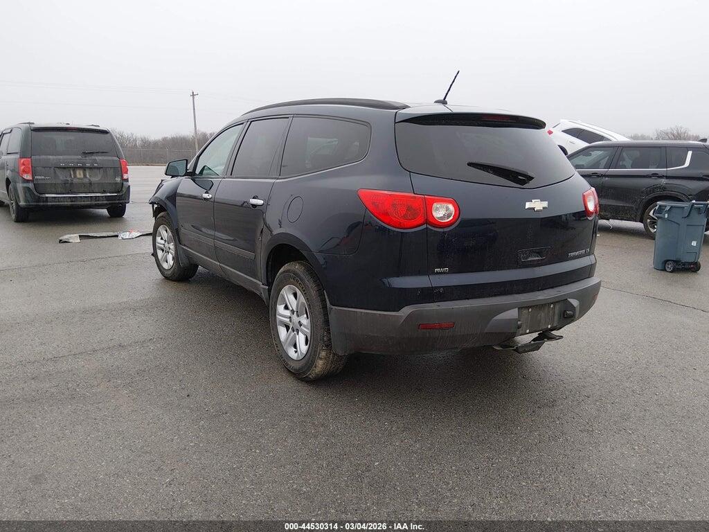 1GNKVFED8BJ324259 2011 CHEVROLET TRAVERSE photo no. 3