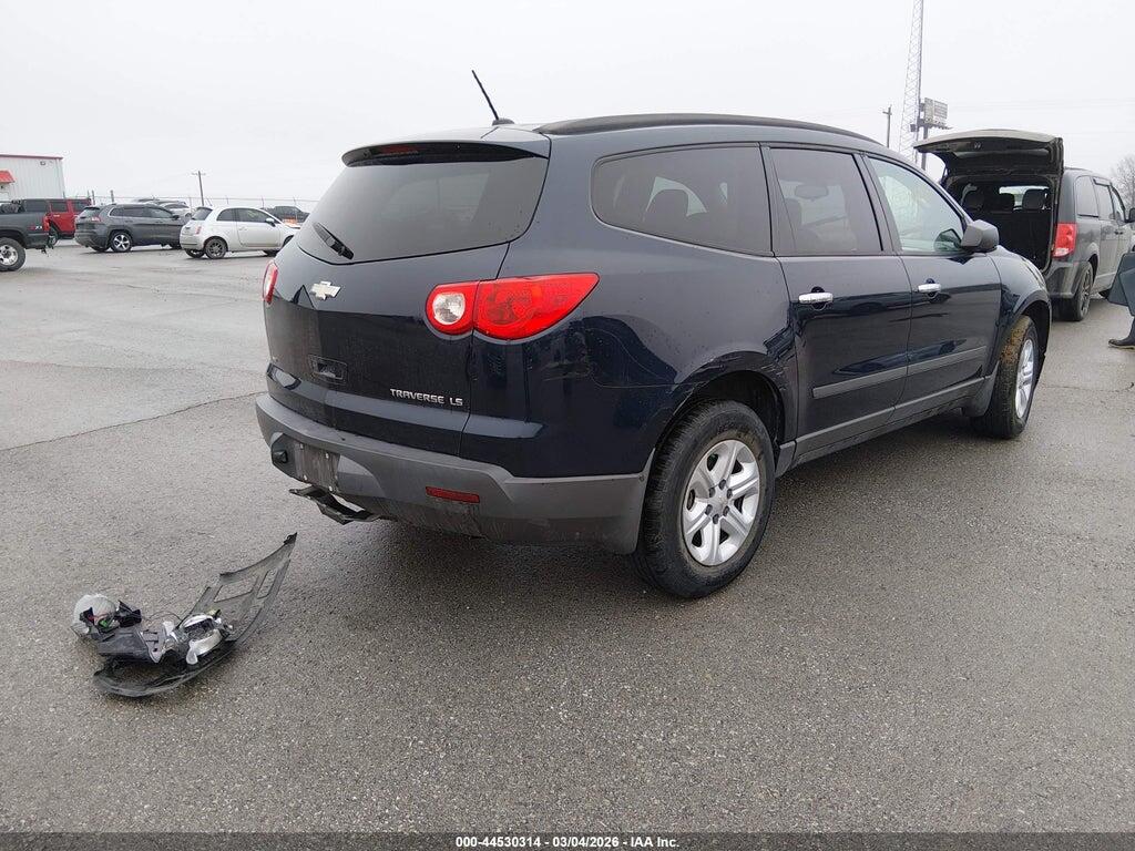 1GNKVFED8BJ324259 2011 CHEVROLET TRAVERSE photo no. 4