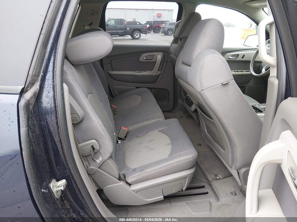 1GNKVFED8BJ324259 2011 CHEVROLET TRAVERSE photo no. 8