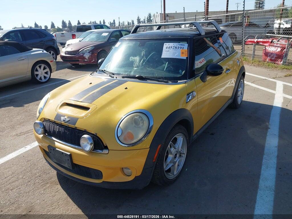 WMWMF735X8TV34419 2008 MINI COOPER photo no. 2