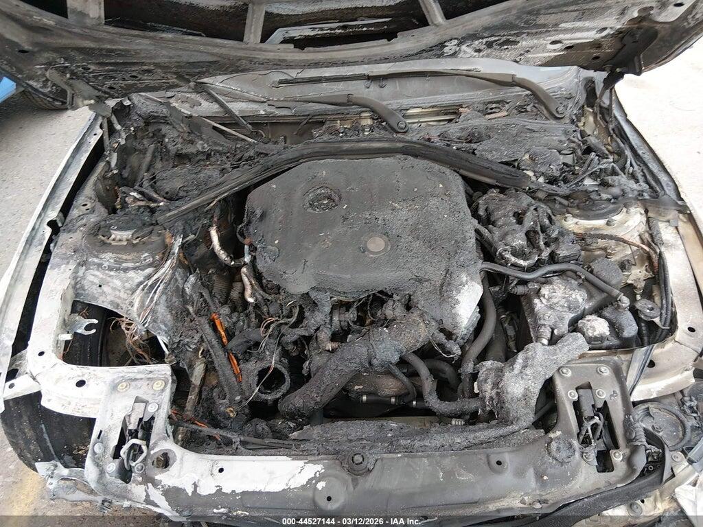 WBA8D9C31HA005745 2017 BMW 330I photo no. 10