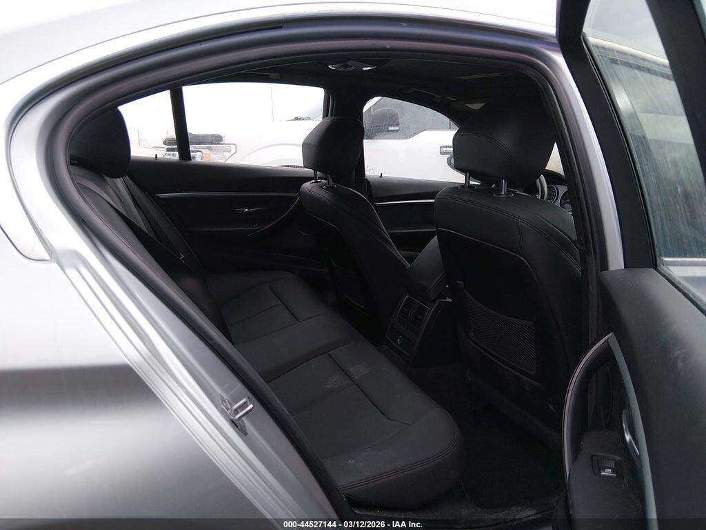 WBA8D9C31HA005745 2017 BMW 330I photo no. 8