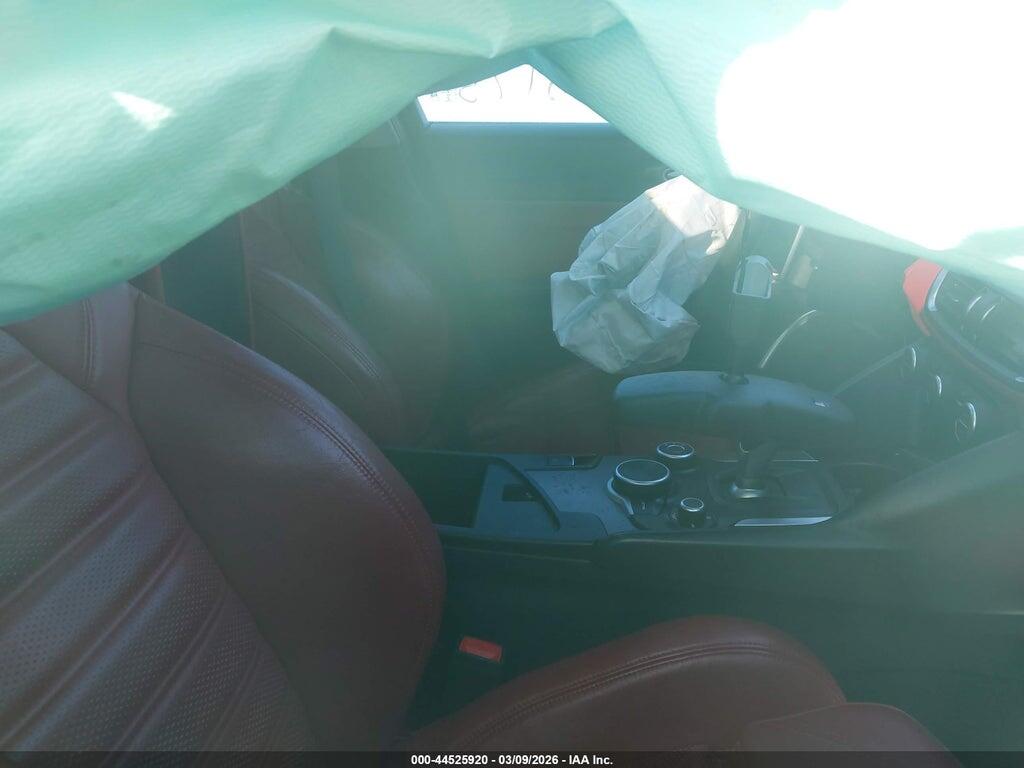 ZARFAEEN4J7579355 2018 ALFA ROMEO GIULIA photo no. 5