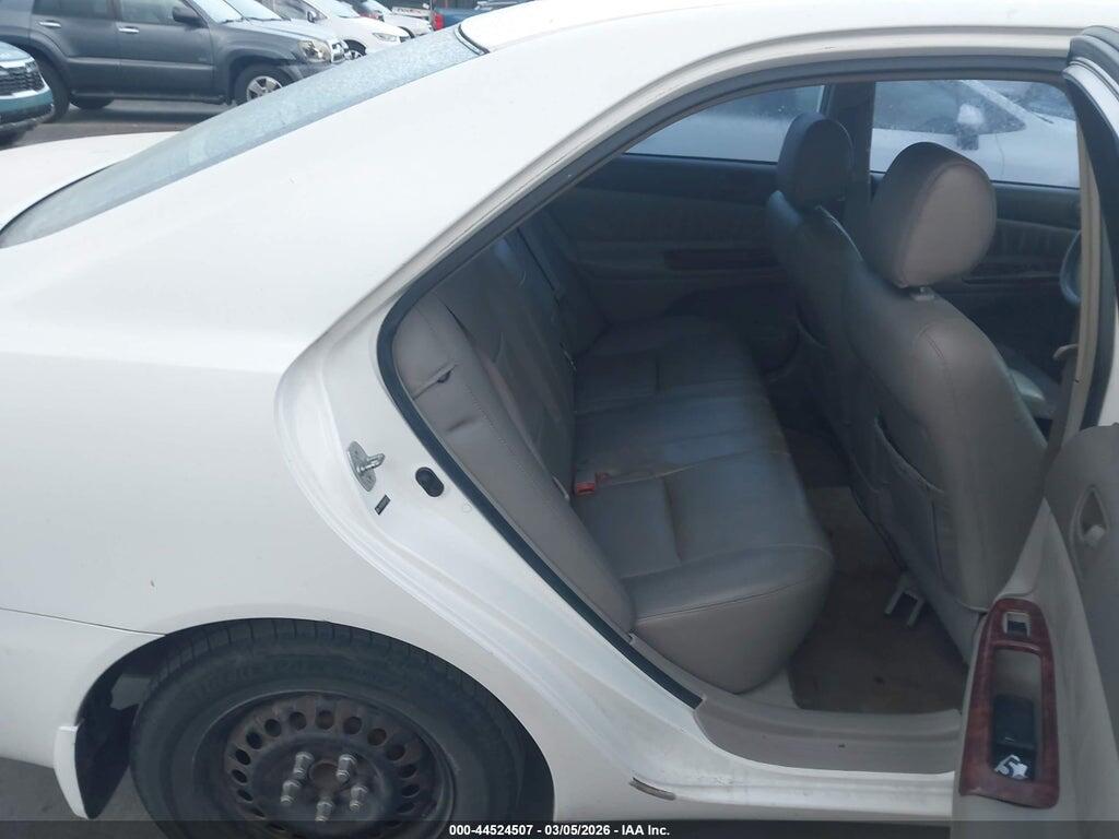 JTDBE32K240247133 2004 TOYOTA CAMRY photo no. 8