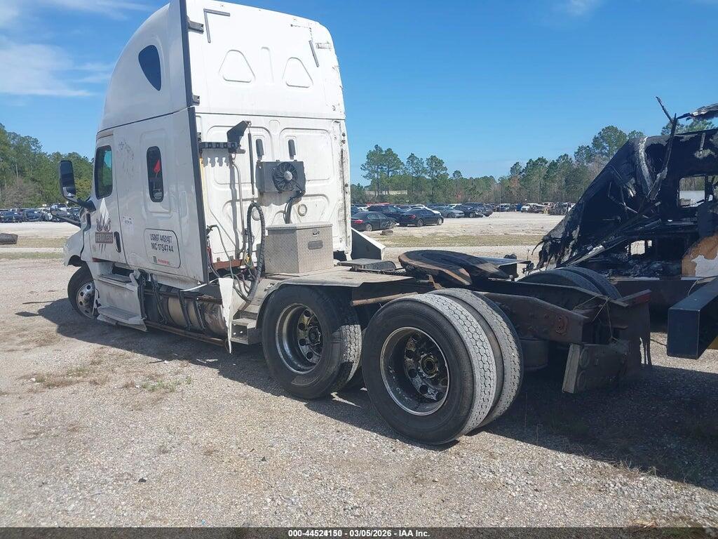 3AKJHHDRXJSJX6653 2018 FREIGHTLINER NEW CASCADIA 126*ORS photo no. 3