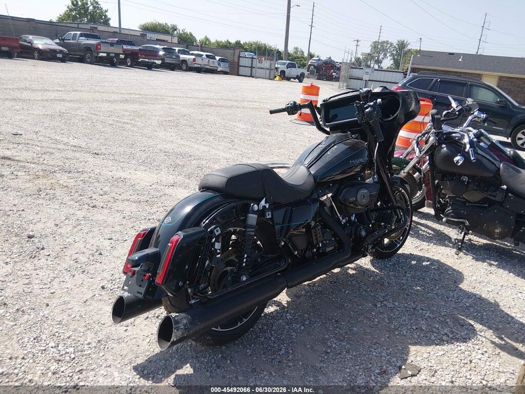 1HD1KB71XSB606341 2025 HARLEY-DAVIDSON FLHX photo no. 4