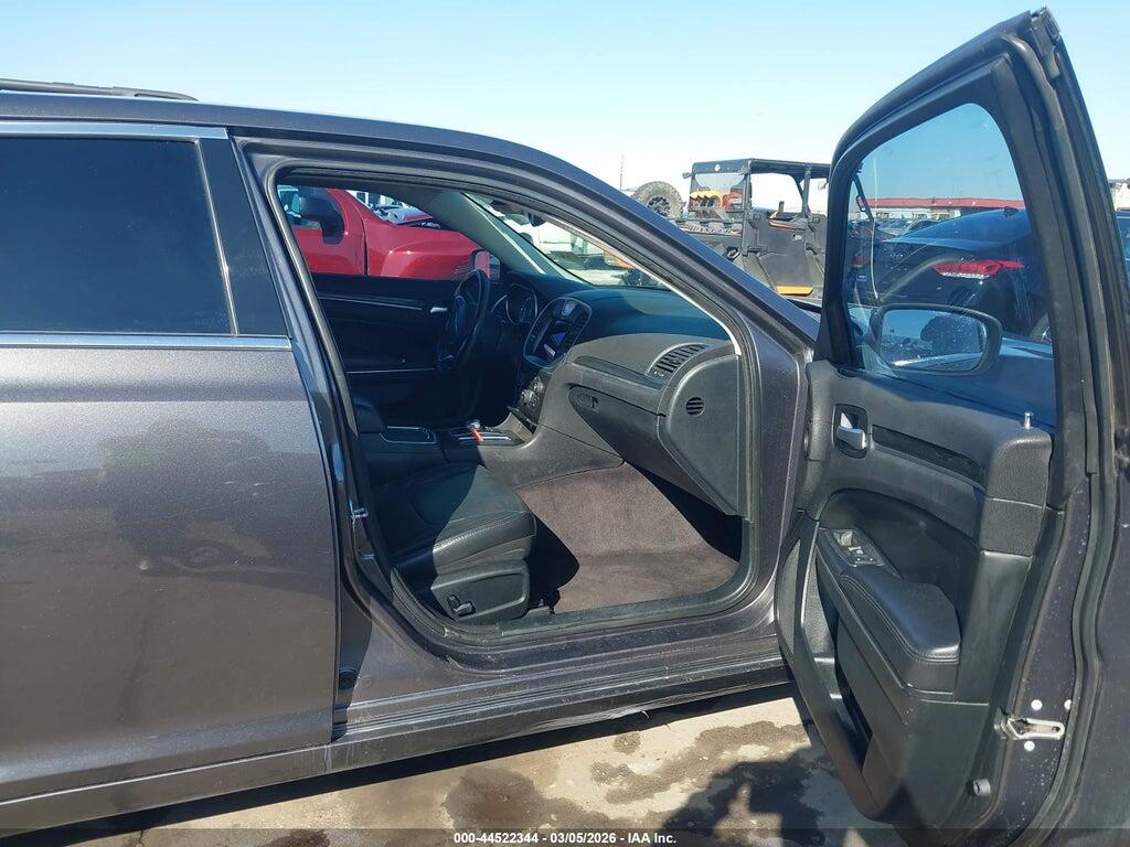 2C3CCAAG5HH593761 2017 CHRYSLER 300 photo no. 5