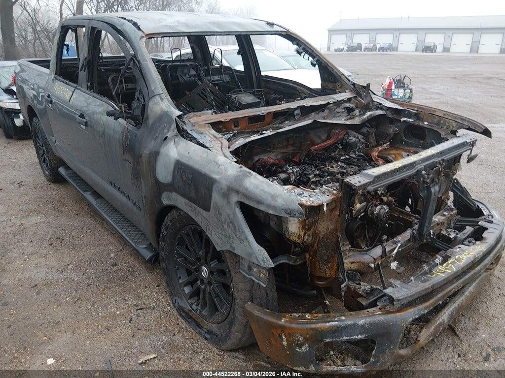 1N6AA1E55JN517078 2018 NISSAN TITAN photo no. 6