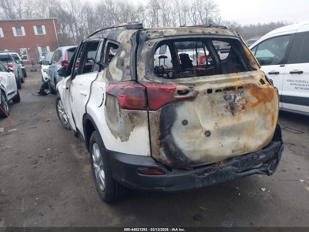 JTMBFREV9FD138413 2015 TOYOTA RAV4 photo no. 3