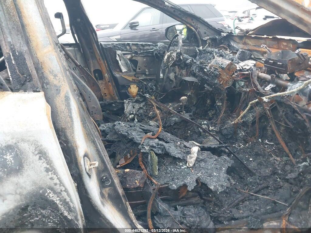 JTMBFREV9FD138413 2015 TOYOTA RAV4 photo no. 5