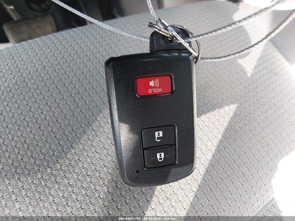 JTMWFREVXJD125678 2018 TOYOTA RAV4 photo no. 11