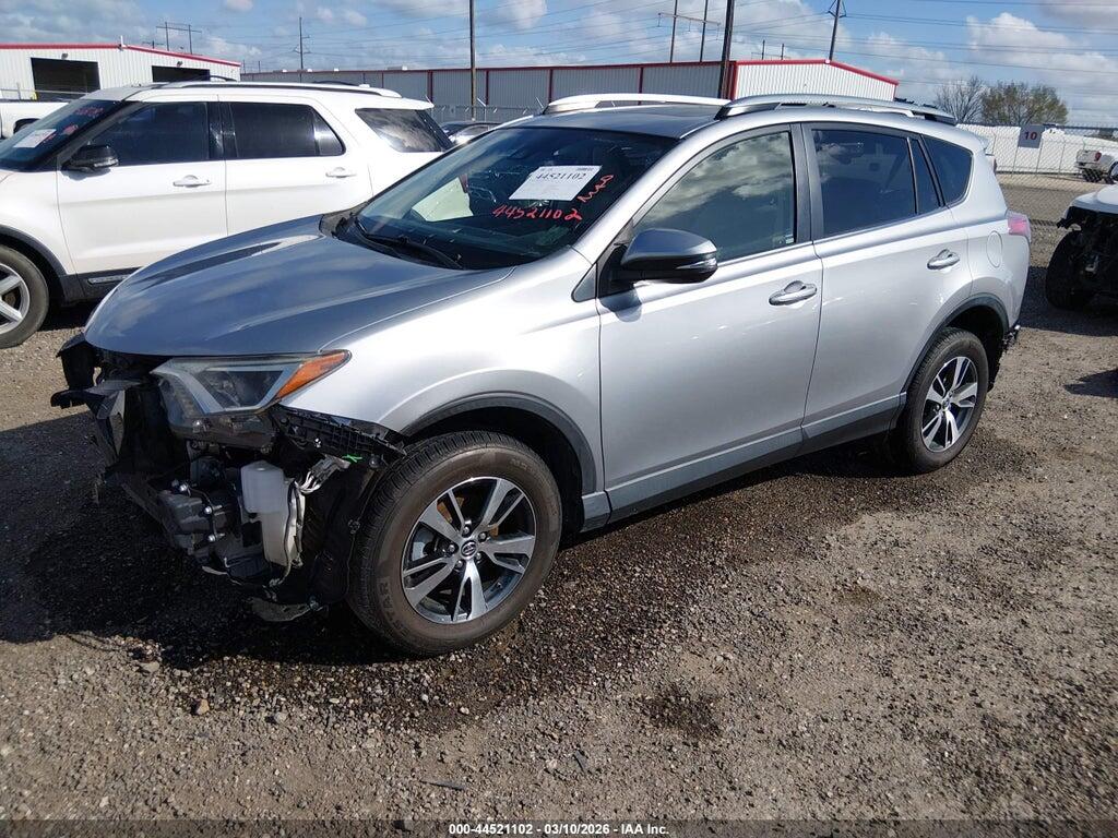 JTMWFREVXJD125678 2018 TOYOTA RAV4 photo no. 2