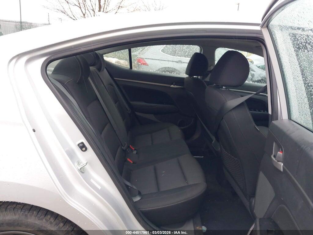 KMHD84LF3HU384826 2017 HYUNDAI ELANTRA photo no. 8
