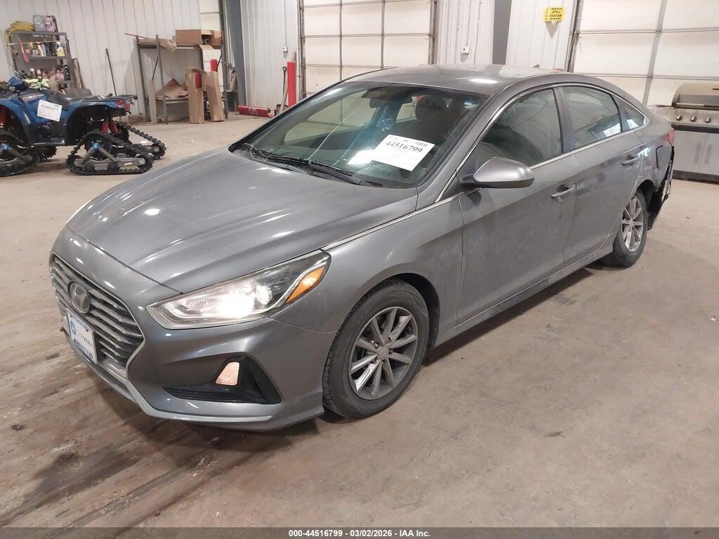 5NPE24AA0JH680016 2018 HYUNDAI SONATA photo no. 2