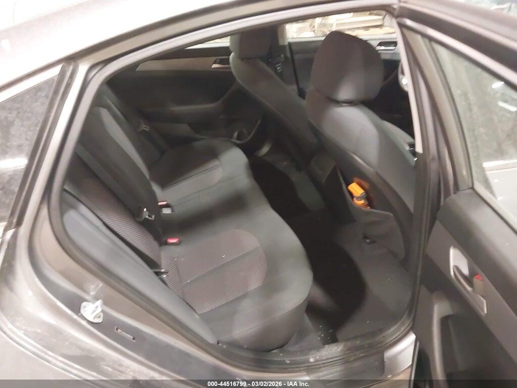 5NPE24AA0JH680016 2018 HYUNDAI SONATA photo no. 8
