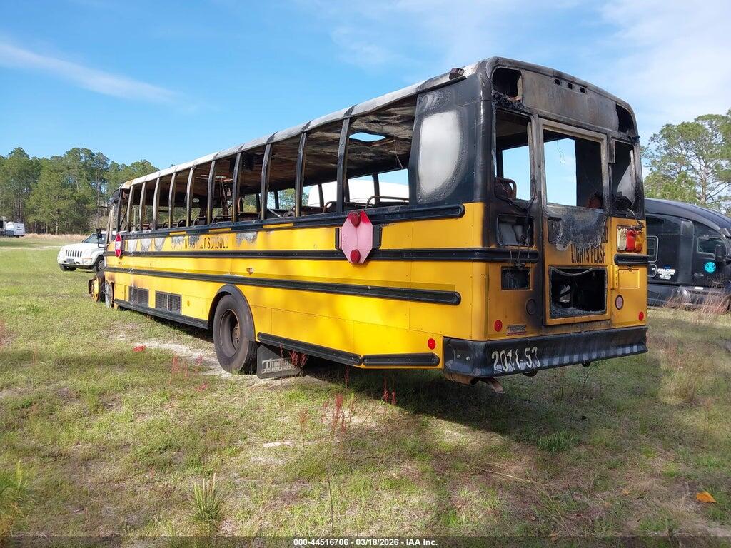 4UZABRDT5BCAT7892 2011 FREIGHTLINER CHASSIS photo no. 3