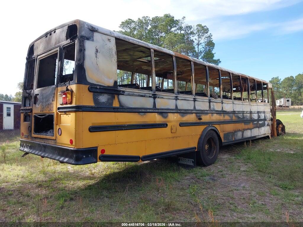 4UZABRDT5BCAT7892 2011 FREIGHTLINER CHASSIS photo no. 4