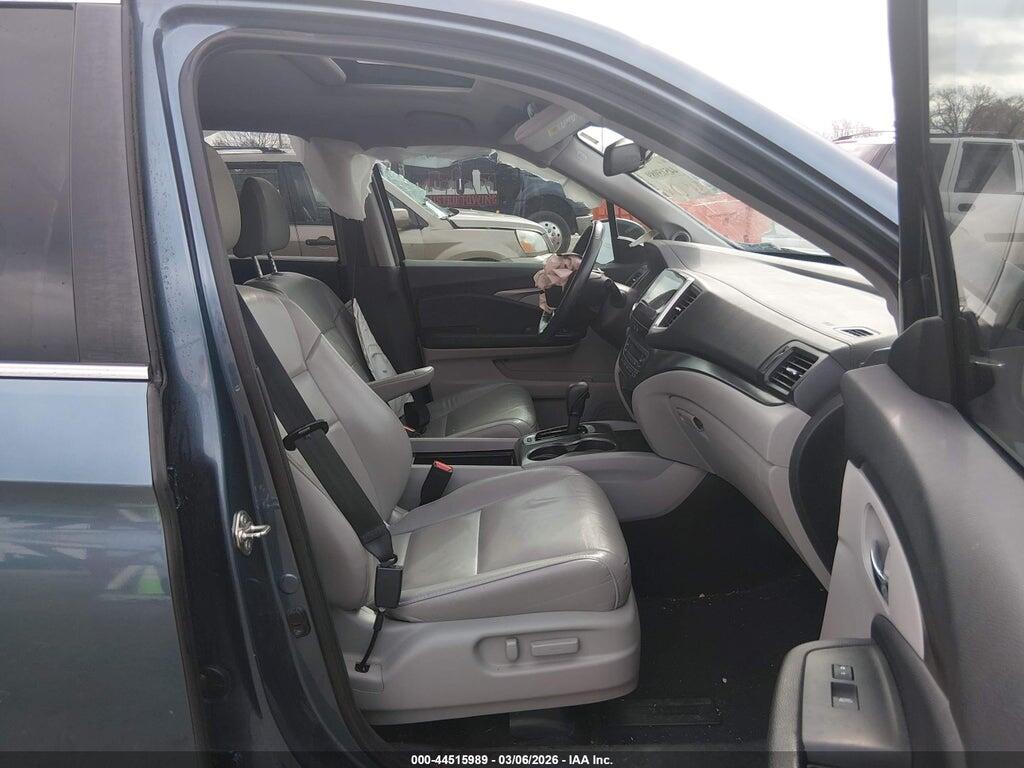 5FNYF5H53JB018347 2018 HONDA PILOT photo no. 5