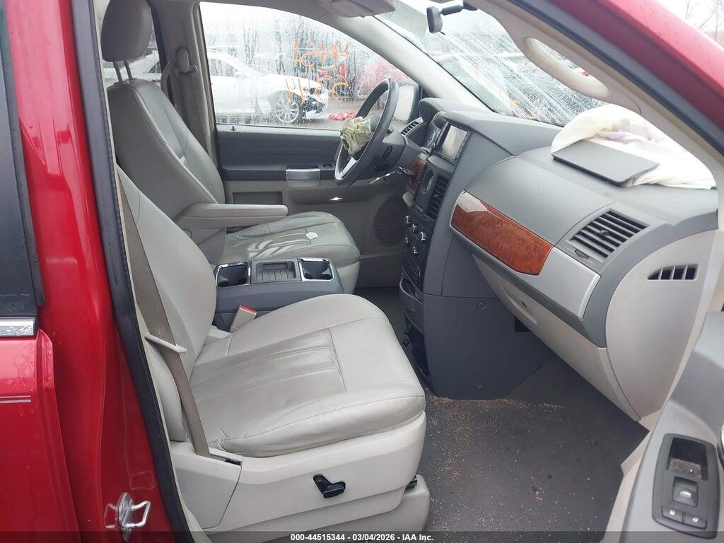 2A8HR54P68R699111 2008 CHRYSLER TOWN & COUNTRY photo no. 5