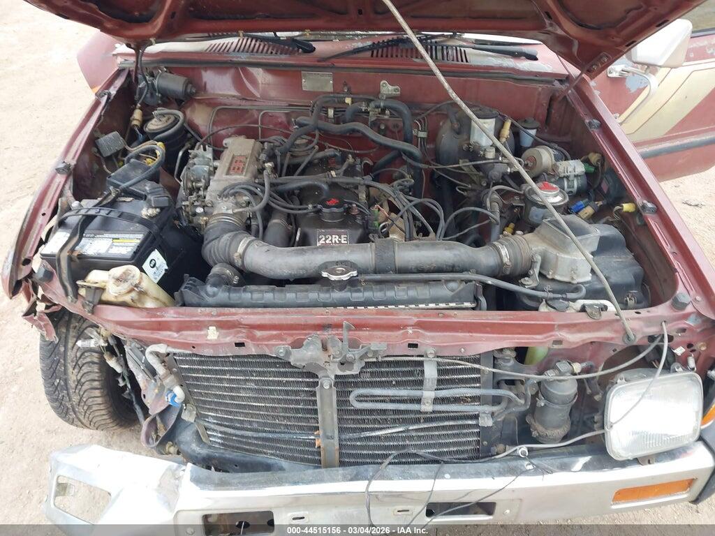 JT4RN56S1E0074551 1984 TOYOTA PICKUP photo no. 10