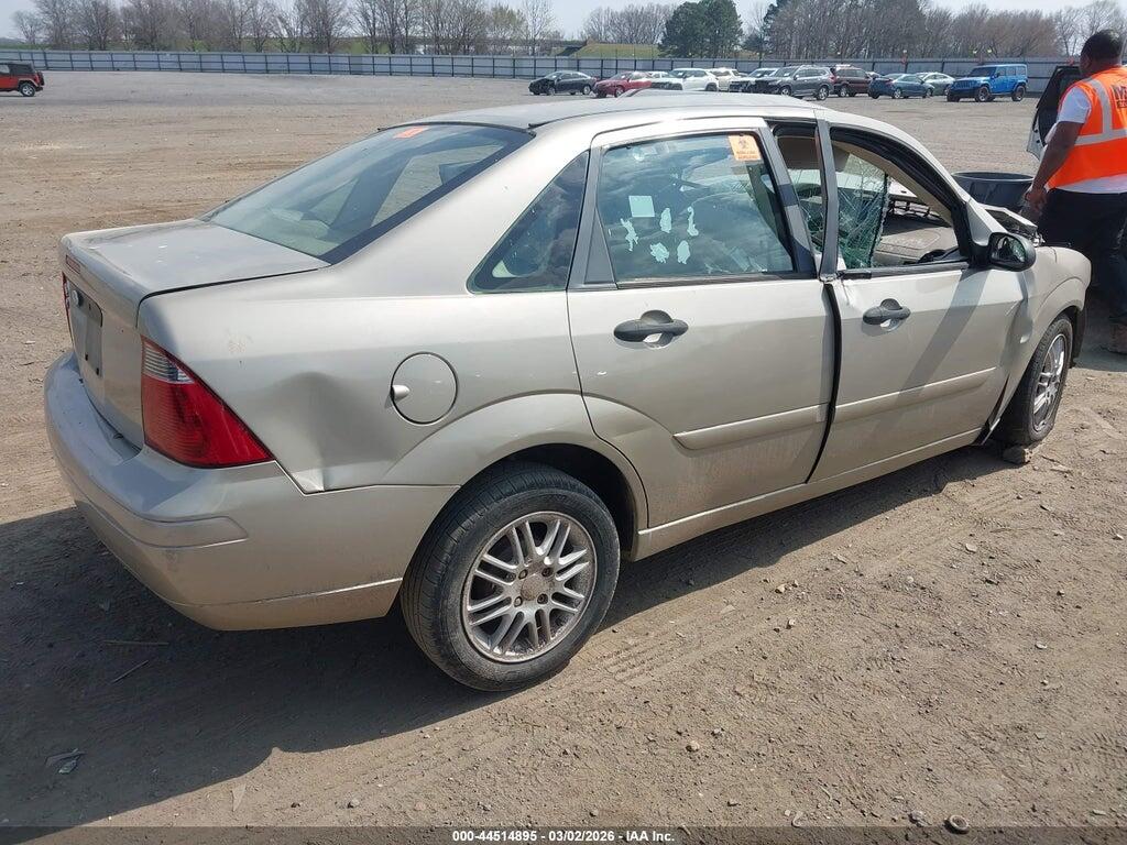 1FAFP34N37W327650 2007 FORD FOCUS photo no. 4