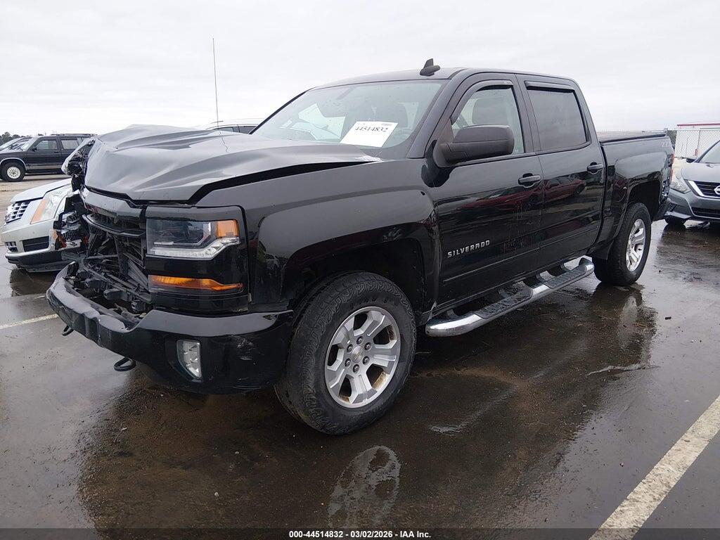 3GCUKREC3JG400165 2018 CHEVROLET SILVERADO 1500 photo no. 2