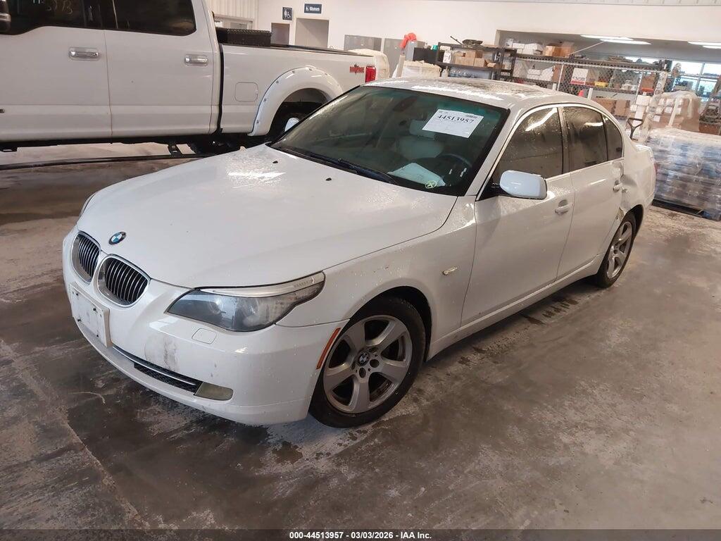 WBANU53598CT02361 2008 BMW 528I photo no. 2