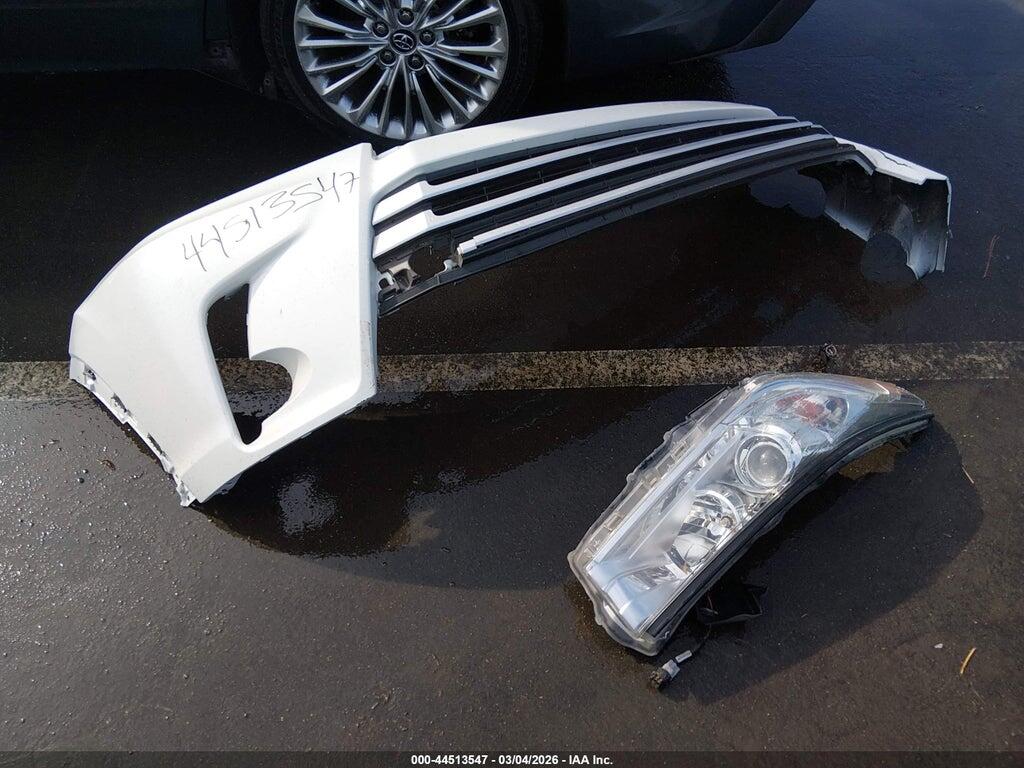 5TDJZRFH0KS596044 2019 TOYOTA HIGHLANDER photo no. 11