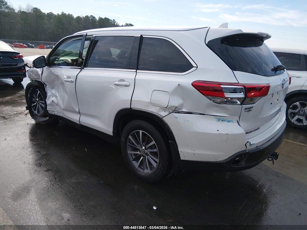 5TDJZRFH0KS596044 2019 TOYOTA HIGHLANDER photo no. 3