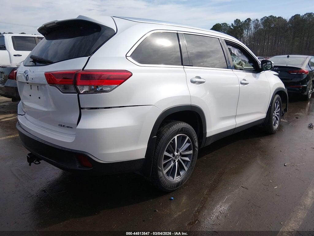 5TDJZRFH0KS596044 2019 TOYOTA HIGHLANDER photo no. 4