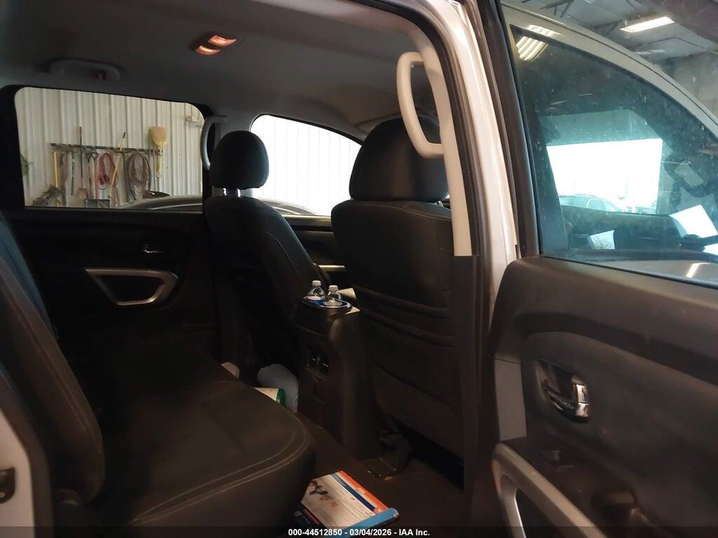 1N6BA1F41HN565830 2017 NISSAN TITAN XD photo no. 8