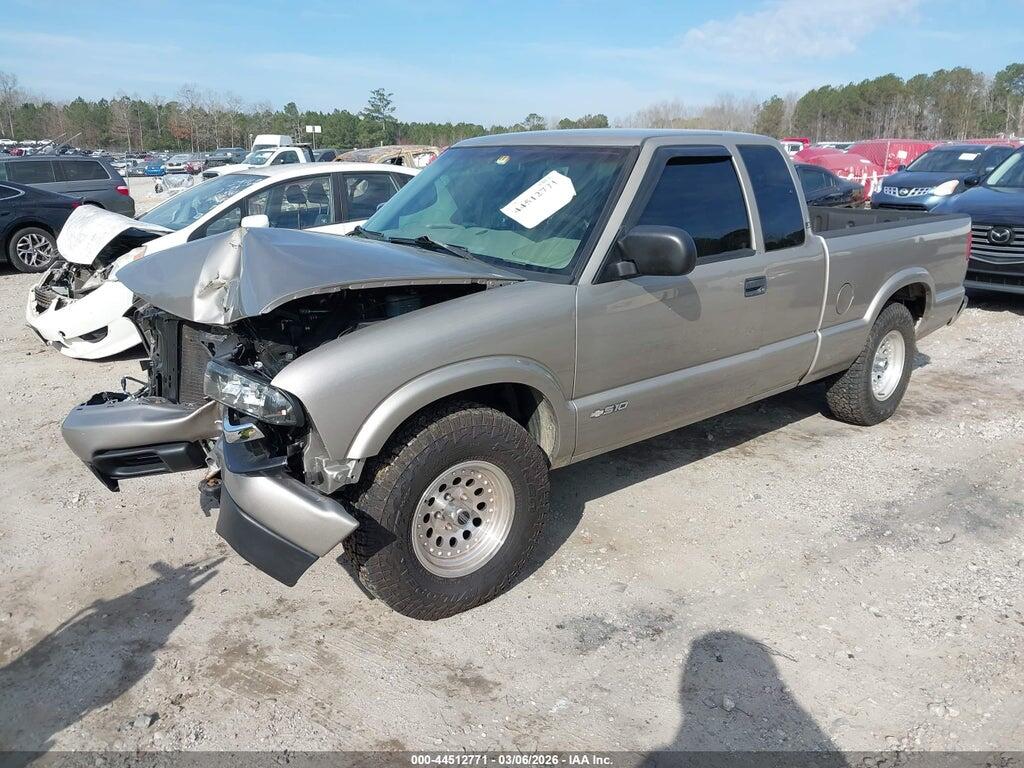 1GCCS19W4Y8122135 2000 CHEVROLET S-10 photo no. 2