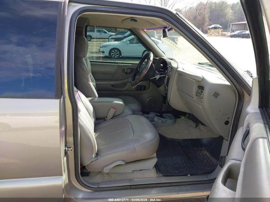 1GCCS19W4Y8122135 2000 CHEVROLET S-10 photo no. 5