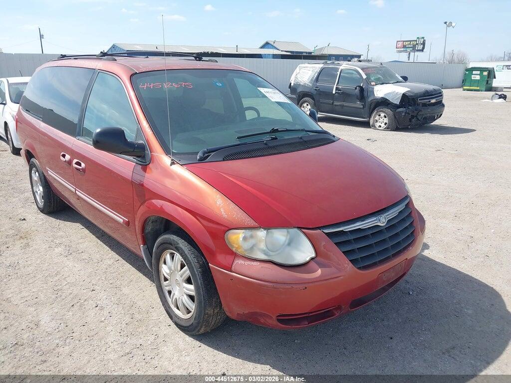 2C4GP54L75R296501 2005 CHRYSLER TOWN & COUNTRY photo no. 1
