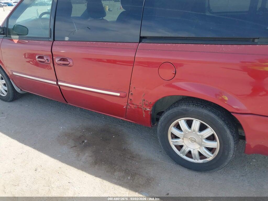 2C4GP54L75R296501 2005 CHRYSLER TOWN & COUNTRY photo no. 6