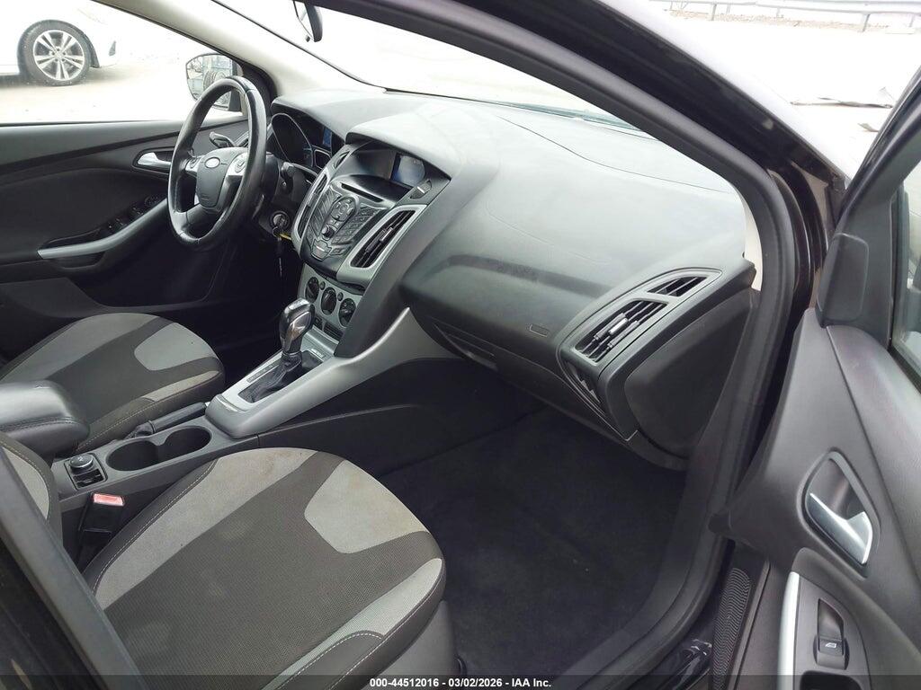 1FAHP3F23CL391176 2012 FORD FOCUS photo no. 5