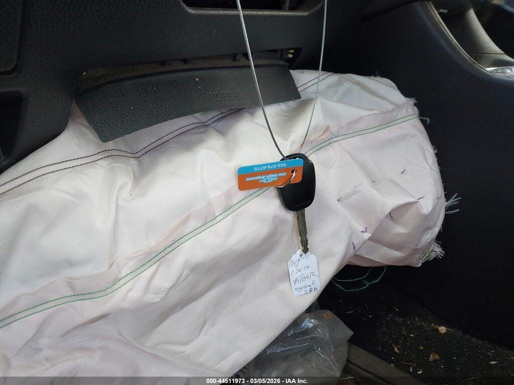 5TDZARFH3ES006479 2014 TOYOTA HIGHLANDER photo no. 11