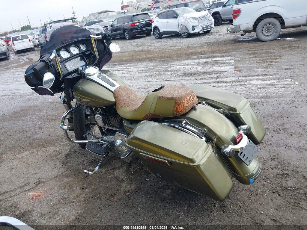 1HD1KBM32GB678258 2016 HARLEY-DAVIDSON FLHX photo no. 3