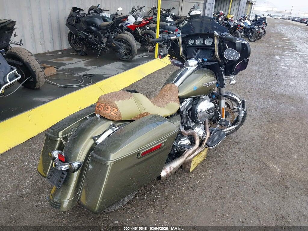 1HD1KBM32GB678258 2016 HARLEY-DAVIDSON FLHX photo no. 4