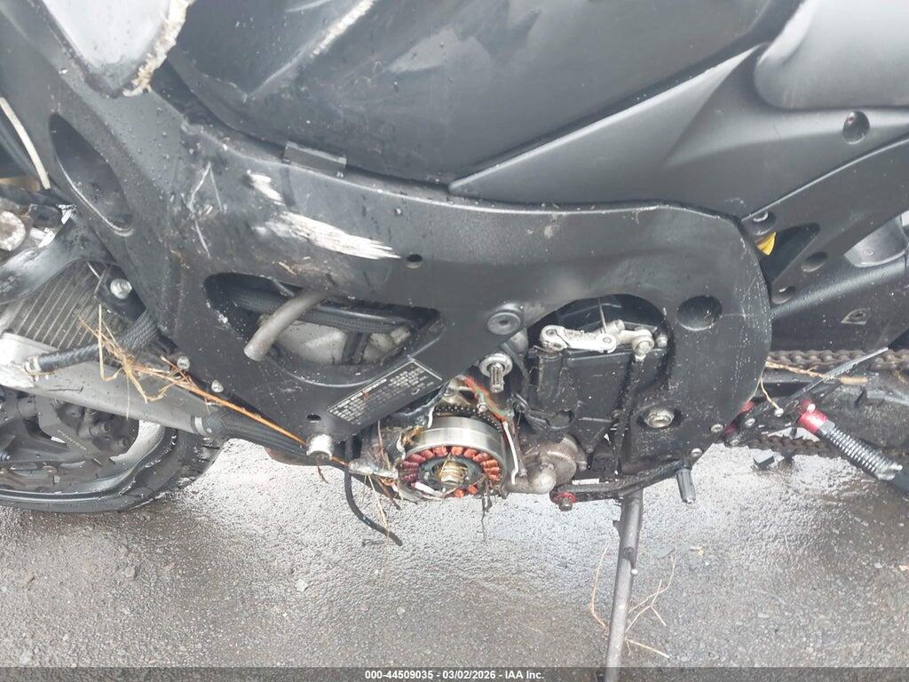 JS1GN7DA662118878 2006 SUZUKI GSX-R600 photo no. 9