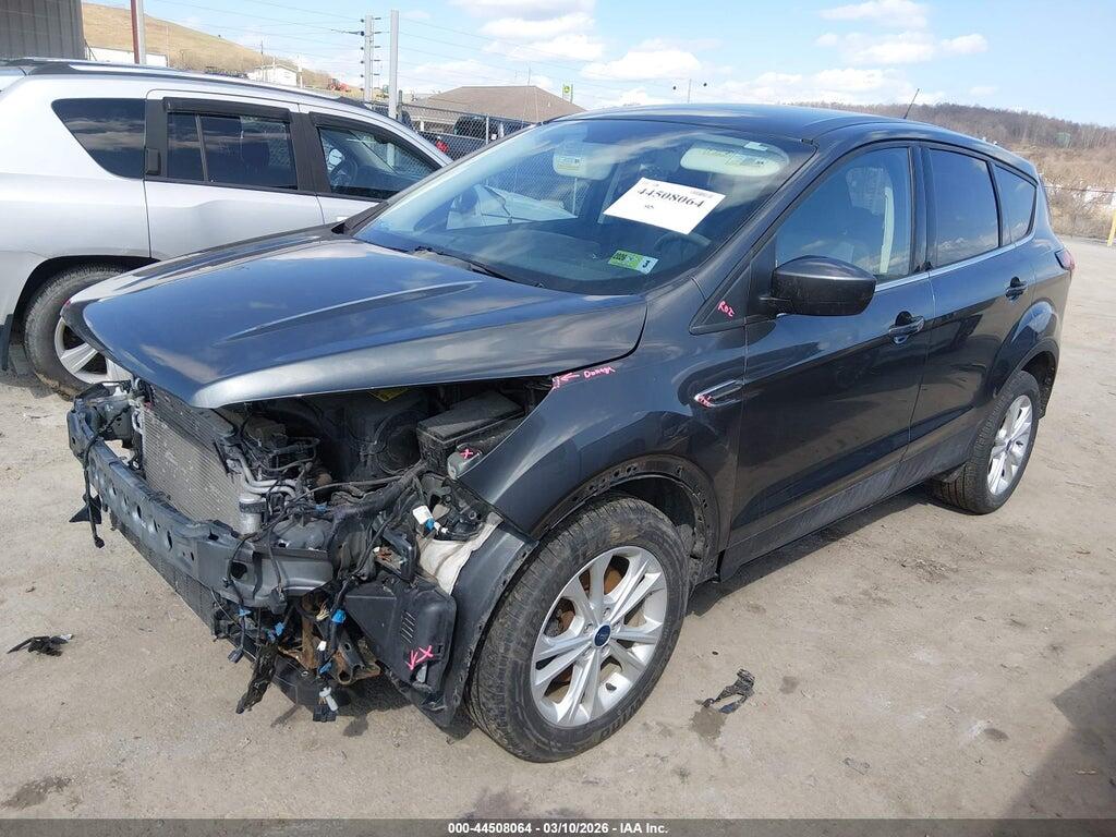 1FMCU9GD8KUB33109 2019 FORD ESCAPE photo no. 2