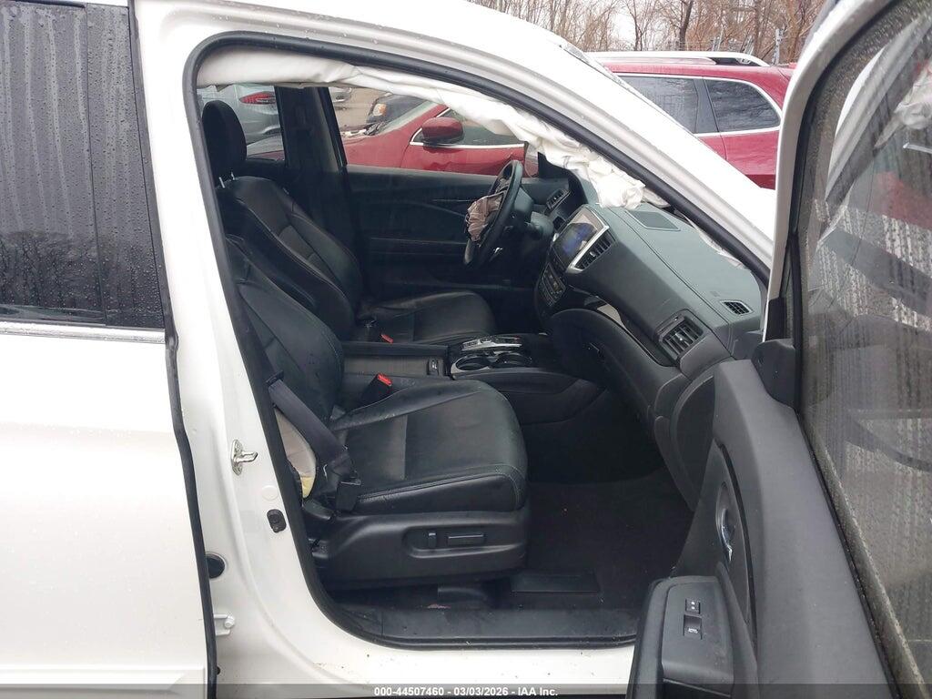 5FNYF6H08HB018378 2017 HONDA PILOT photo no. 5