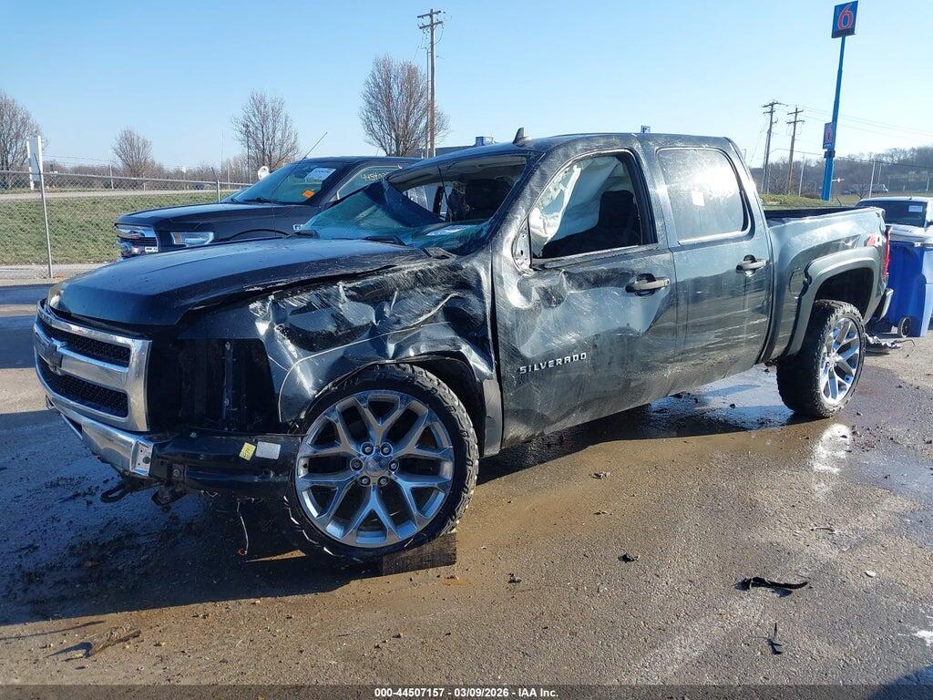 3GCRKSE3XAG246535 2010 CHEVROLET SILVERADO 1500 photo no. 2